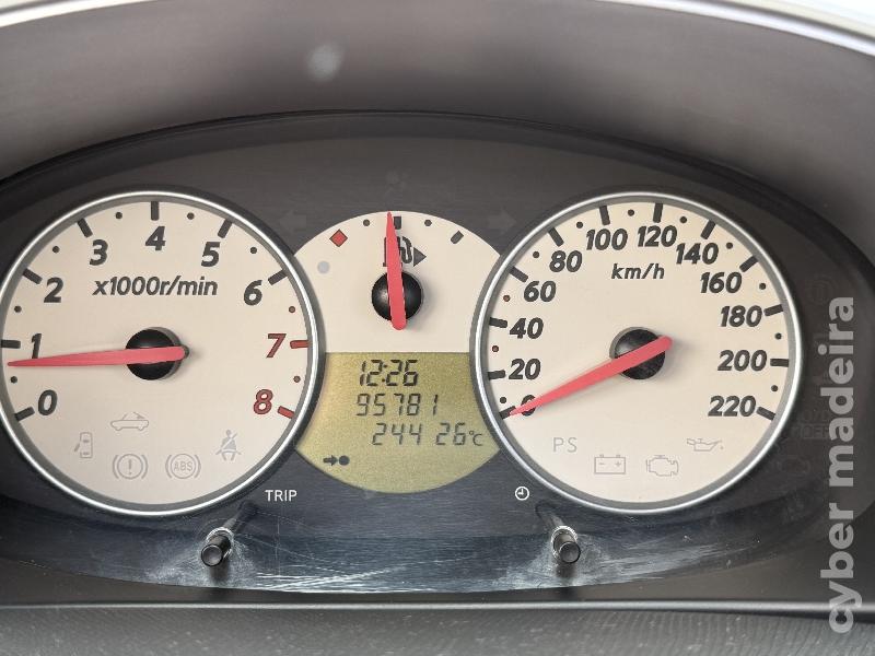 NISSAN MICRA Cabriolet Gasolina