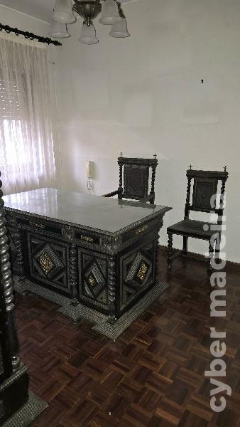 Vendo Conjunto de Móveis de Escritório em Pau Santo