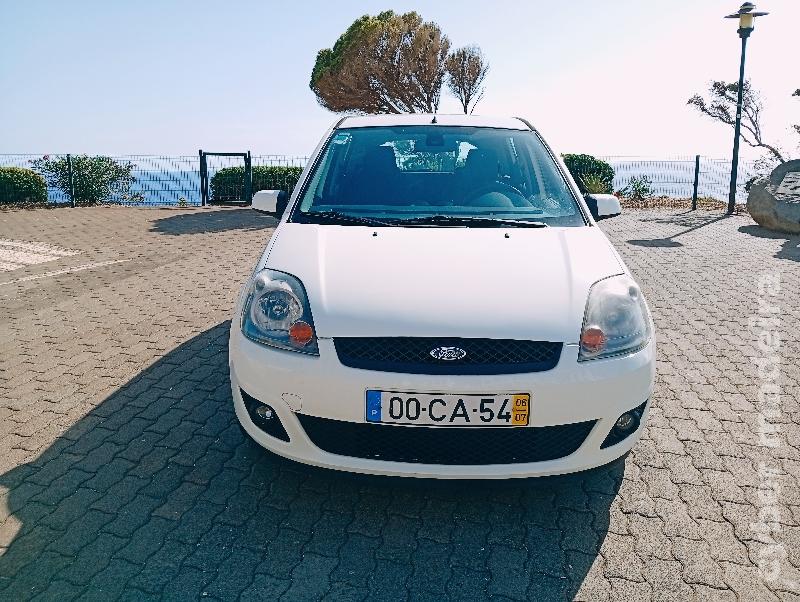 FORD FIESTA 1.4 TDCI 135.000 KMS Gasóleo