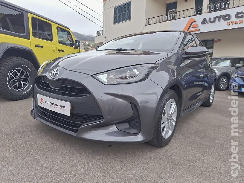TOYOTA YARIS CONFORT PLUS Gasolina