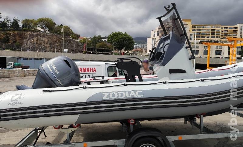 Semi-Rigido Zodiac Open 5.5