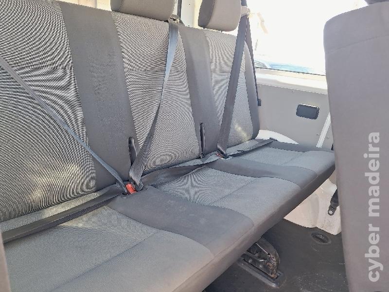 VOLKSWAGEN TRANSPORTER 9 LUGARES Gasóleo