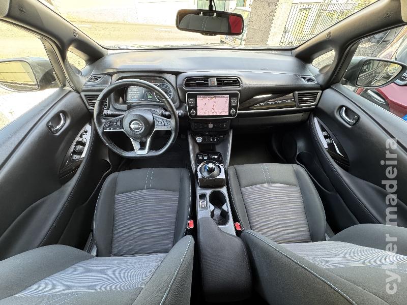 NISSAN LEAF N-Connecta 62kWh 218cv Eléctrico
