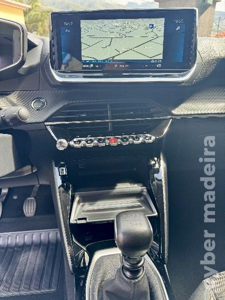 PEUGEOT 2008 Allure Pack 1.2 Turbo Gasolina