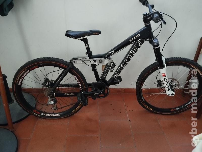 Outras BTT Homem Kona Stinky 2006