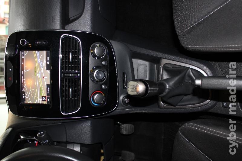 RENAULT CLIO 1.5 Dci Limited sport tourer Gasóleo