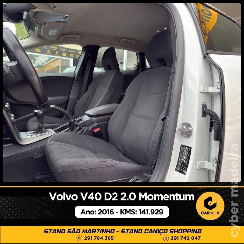 VOLVO V40 D2 2.0 Diesel Momentum Gasóleo