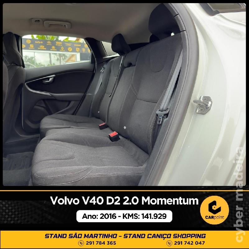 VOLVO V40 D2 2.0 Diesel Momentum Gasóleo