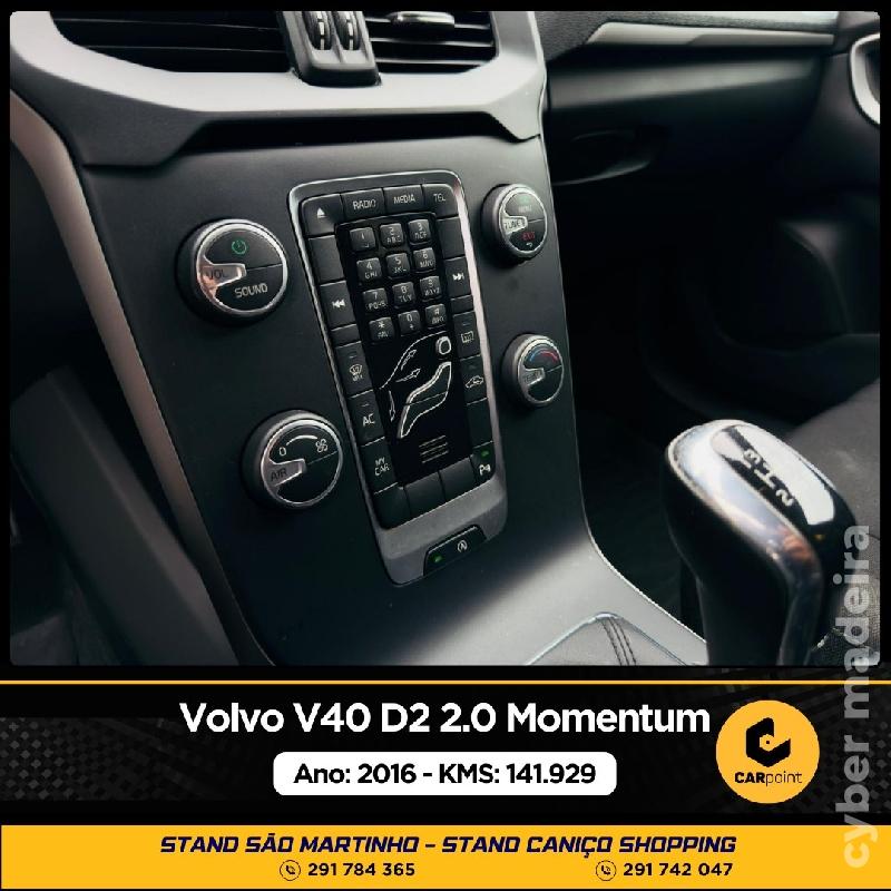 VOLVO V40 D2 2.0 Diesel Momentum Gasóleo