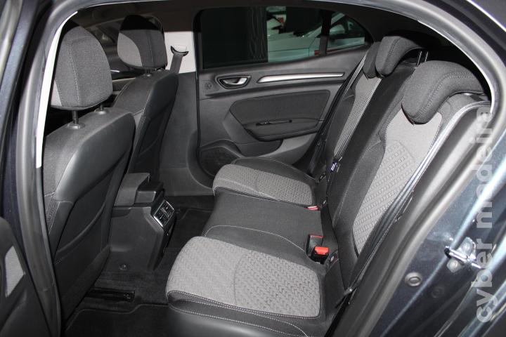 RENAULT MEGANE 1.5 Blue Dci Limited Gasóleo