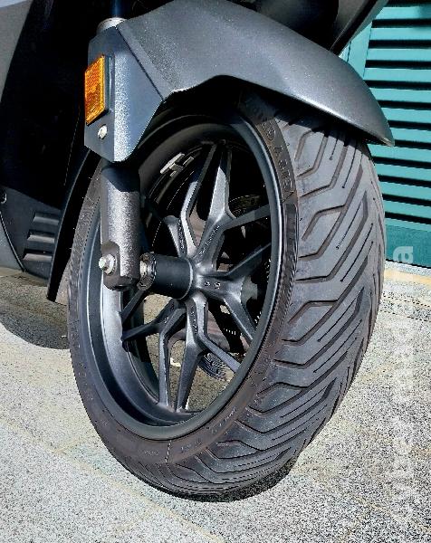 Honda Forza 300 300 cc Scooter