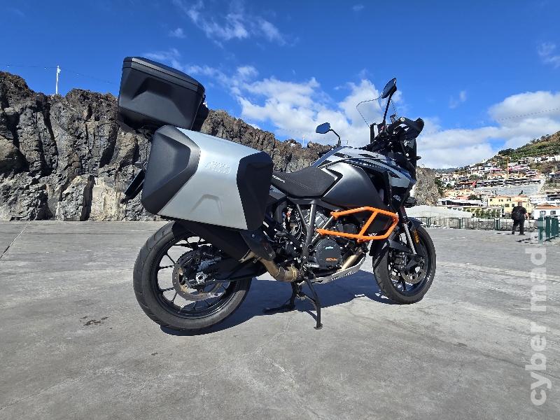KTM 1290 Super Adventure S 1.300 cc Trail