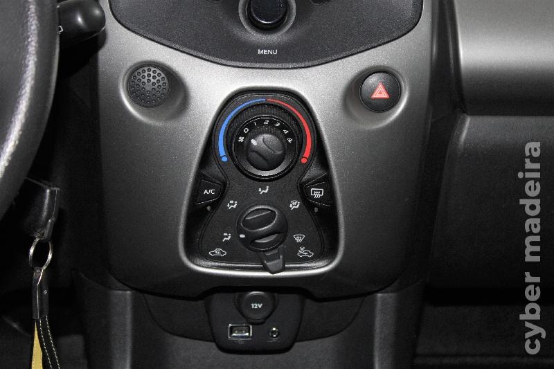 PEUGEOT 108 e-VTi Active Gasolina