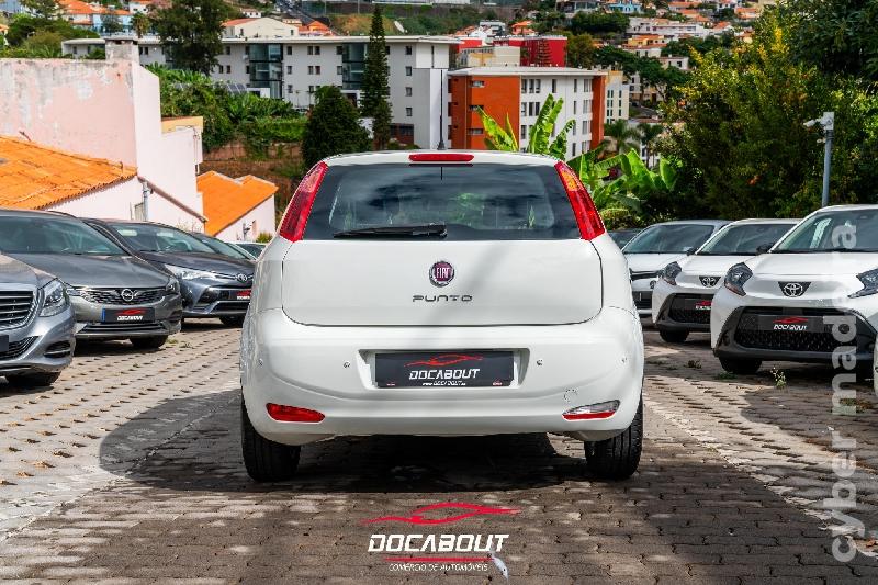 FIAT PUNTO 1.2 Easy S&S Gasolina