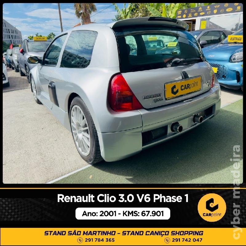 RENAULT CLIO 3.0 V6 Phase 1 3.0cv 225cv Gasolina