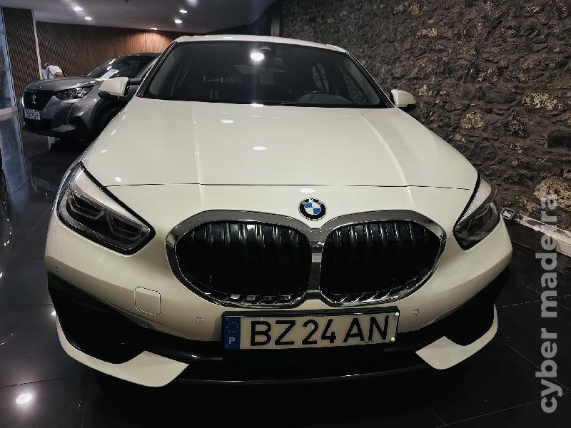 BMW Serie 1 116D SPORT LINE Gasóleo