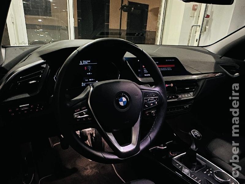 BMW Serie 1 116D SPORT LINE Gasóleo