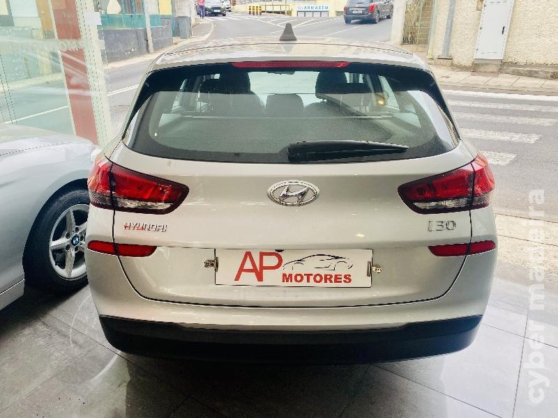 HYUNDAI I30 SW 1.6 CRDI NACIONAL Gasóleo