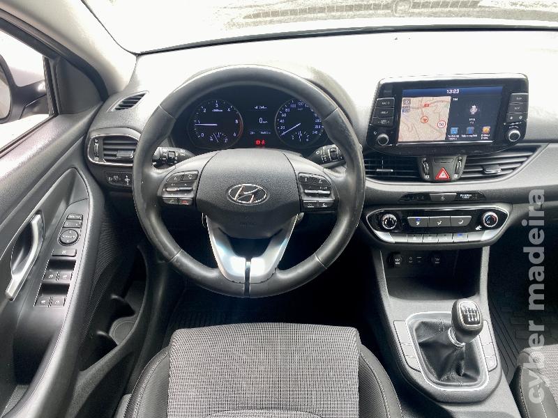 HYUNDAI I30 SW 1.6 CRDI NACIONAL Gasóleo