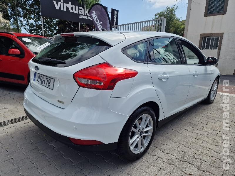 FORD FOCUS ECOBOOST C/GARANTIA Gasolina