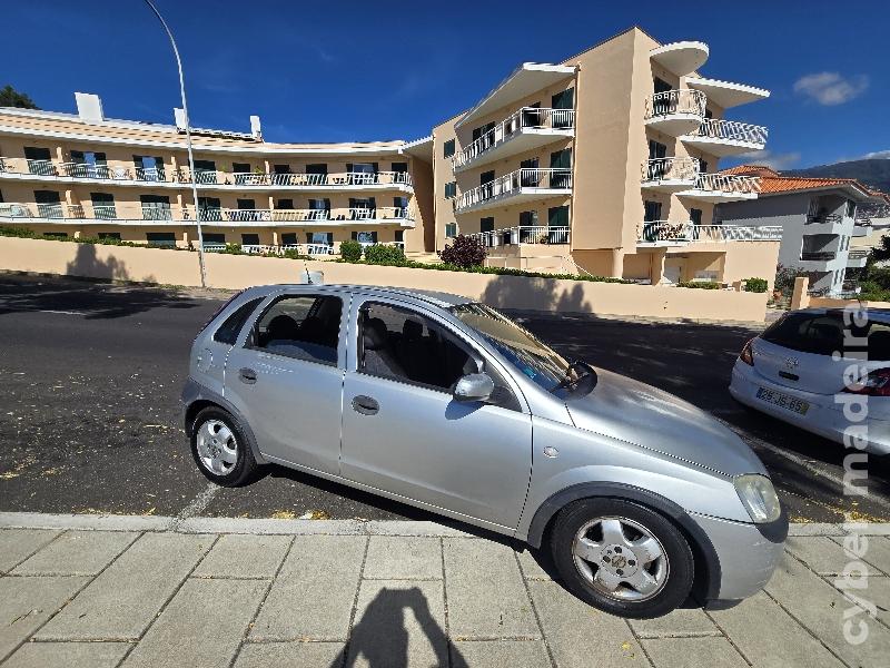 OPEL CORSA Comfort Gasolina