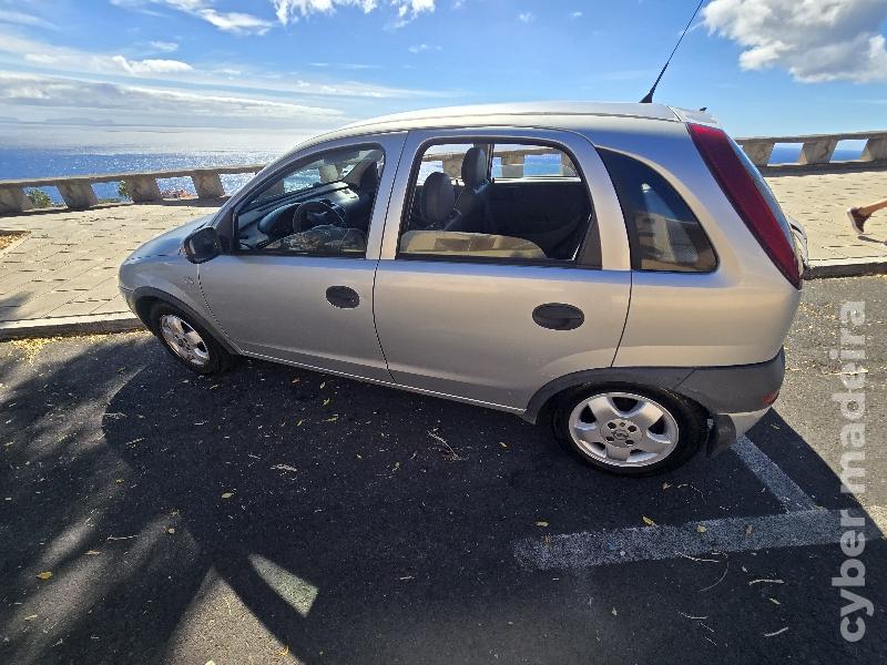 OPEL CORSA Comfort Gasolina