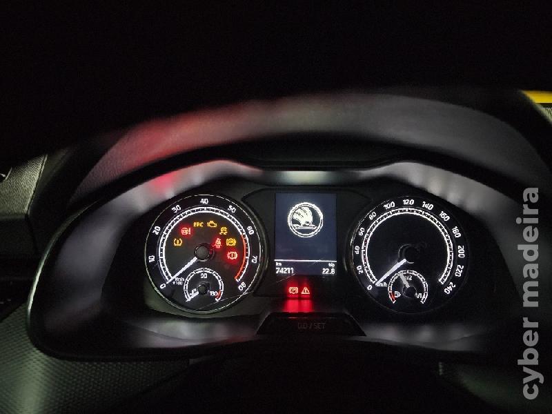 SKODA FABIA SCALA TSI 95CV 5P STYLE PLUS LED 2022 Gasolina