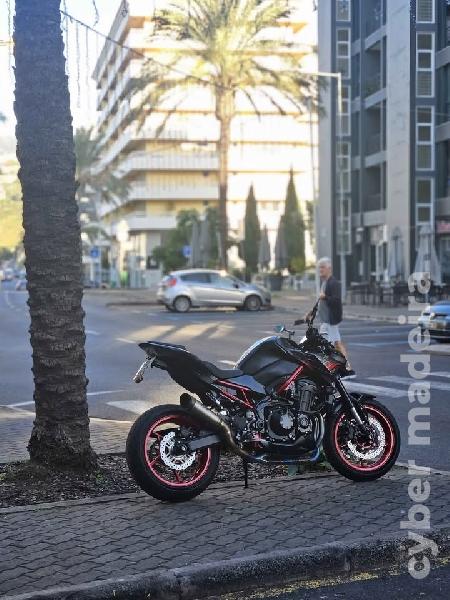 Kawazaki Z900 954 cc Sport, turismo