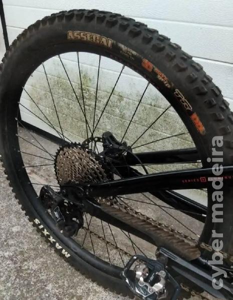 Outras BTT Homem Vendo a um ótimo preço Marin Alpine trail XR 2023