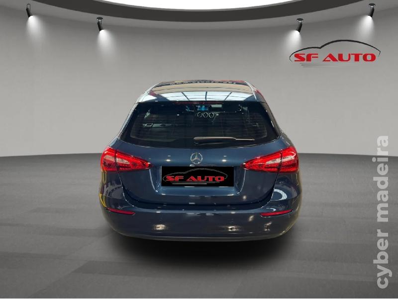 MERCEDES A 180D BUSINESS SOLUTIONS AUTO Gasóleo