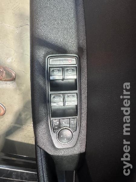 RENAULT CAPTUR 0.9 TCE EXCLUSIVE Gasolina