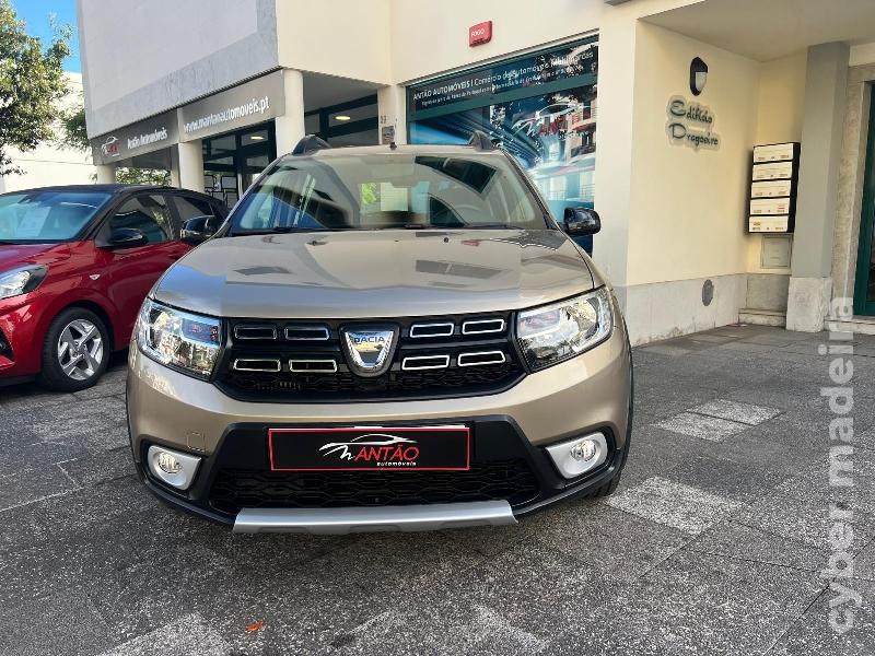 DACIA SANDERO 1.5 DCI Gasóleo