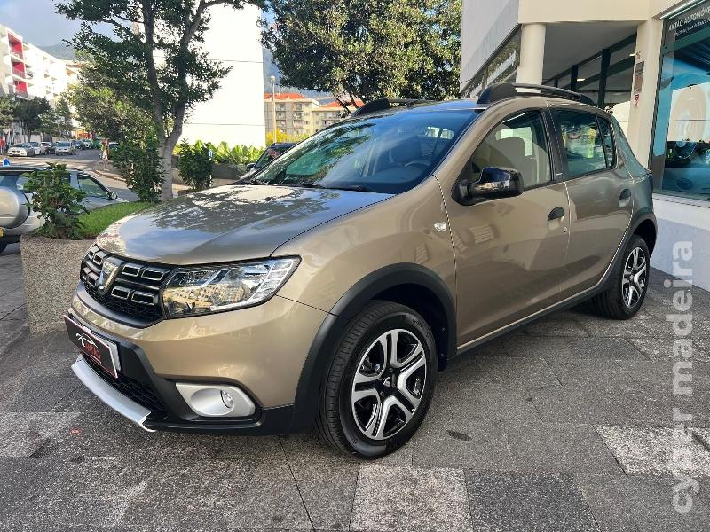 DACIA SANDERO 1.5 DCI Gasóleo