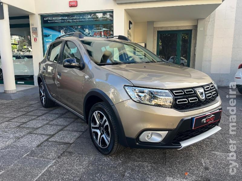 DACIA SANDERO 1.5 DCI Gasóleo