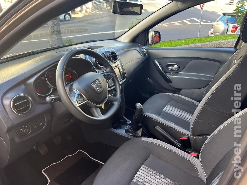 DACIA SANDERO 1.5 DCI Gasóleo