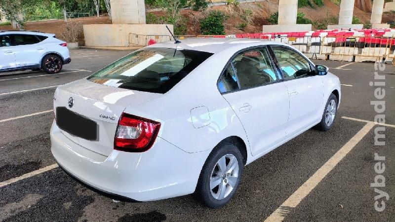 SKODA OCTAVIA Rapid 1.0 TSI Gasolina