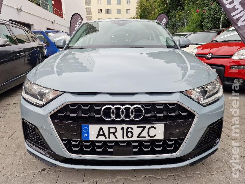 AUDI A1 SPORTBACK 25 TFSI C/GARANTIA Gasolina