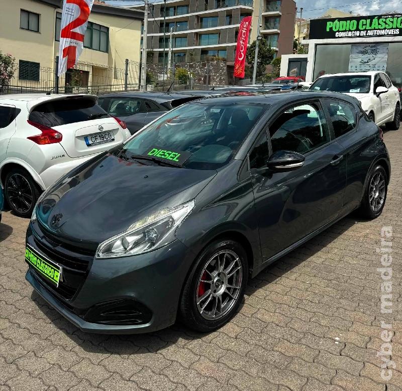 PEUGEOT 208 1.6 Hdi Gasóleo