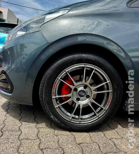 PEUGEOT 208 1.6 Hdi Gasóleo