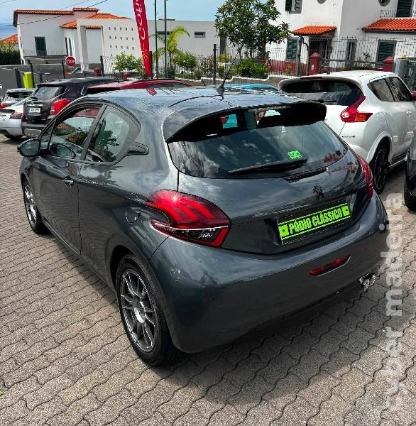 PEUGEOT 208 1.6 Hdi Gasóleo