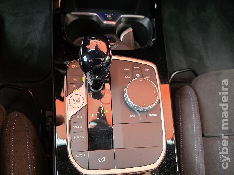 BMW Serie 1 120d X DRIVE PACK M Gasóleo