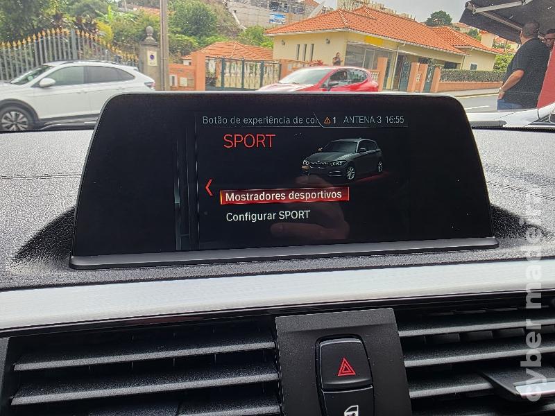 BMW Serie 1 116d LINE SPORT AUTO Gasóleo