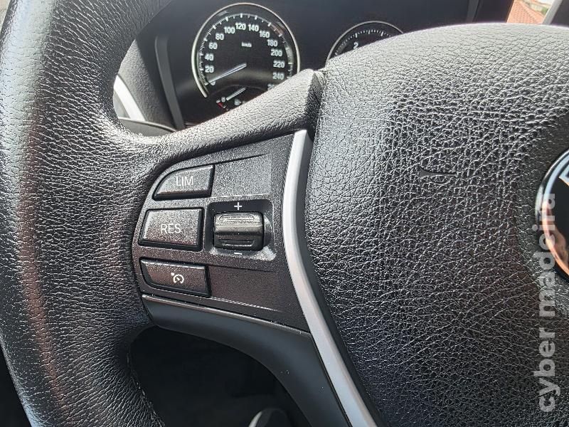 BMW Serie 1 116d LINE SPORT AUTO Gasóleo