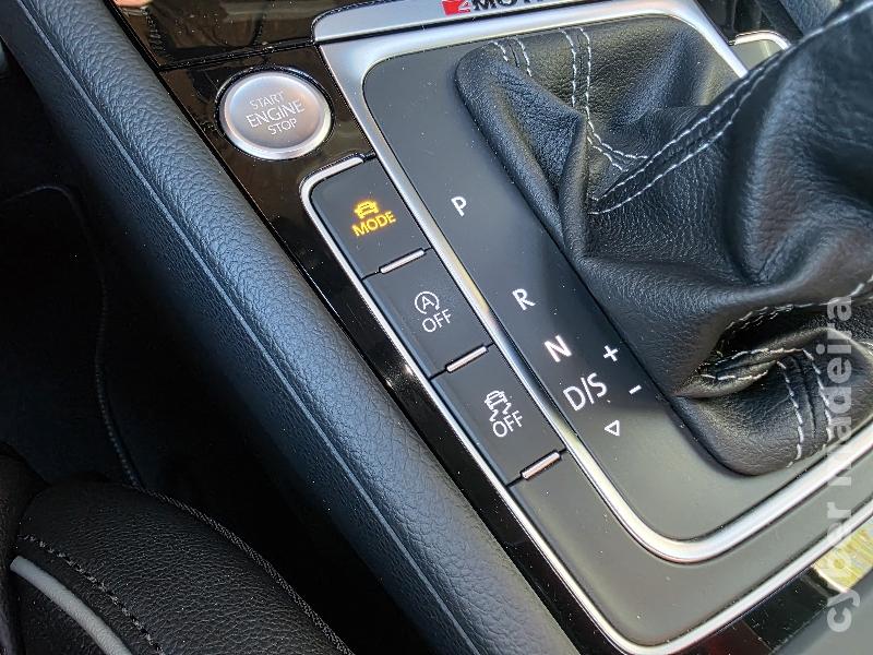 VOLKSWAGEN GOLF R DSG 2.0 TSI Gasolina