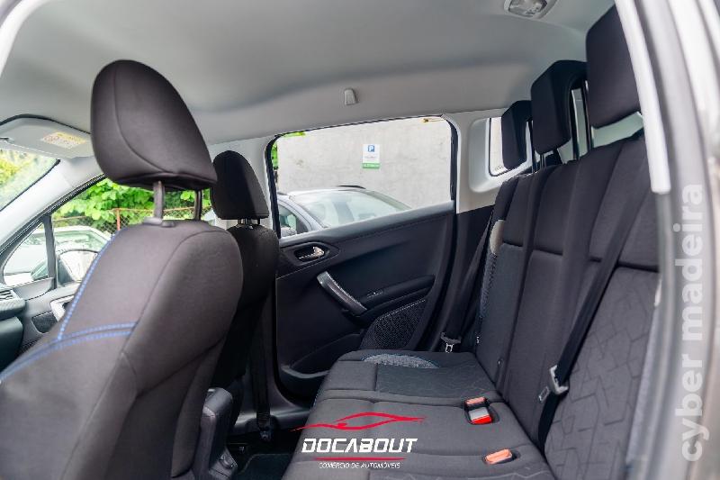 PEUGEOT 2008 1.6 BlueHDi Style Gasóleo