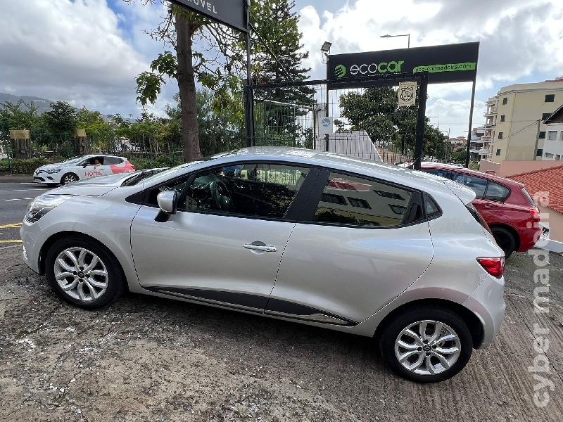 RENAULT CLIO 1.5 DCI 90 cv - CAIXA AUTOMÁTICA Gasóleo