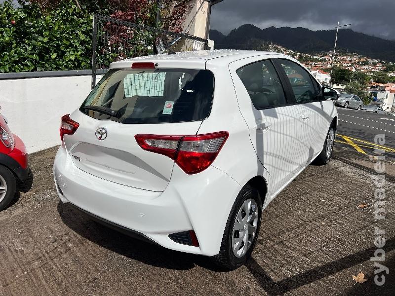 TOYOTA YARIS 1.4 D-4D 90 cv Gasóleo