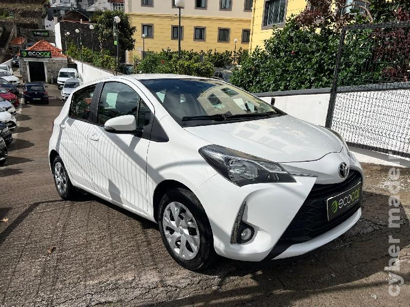 TOYOTA YARIS 1.4 D-4D 90 cv Gasóleo