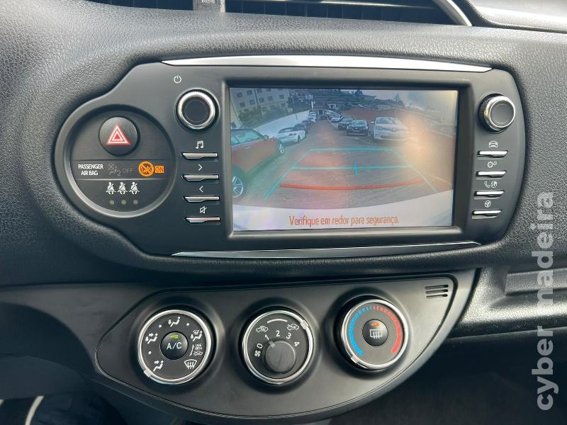 TOYOTA YARIS 1.4 D-4D 90 cv Gasóleo