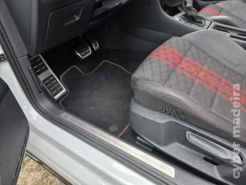 VOLKSWAGEN GOLF GTI DSG TCR Gasolina